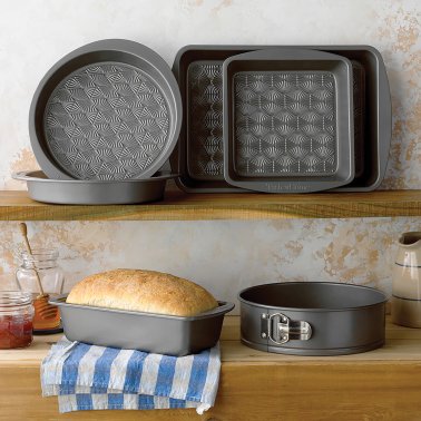 Taste of Home® 9-In. x 5-In. Non-Stick Metal Loaf Pan, Ash Gray