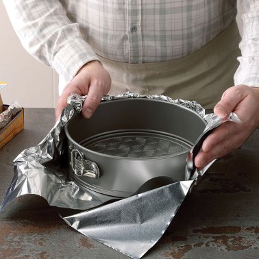 Taste of Home® 9-In. Non-Stick Metal Round Springform Baking Pan, Ash Gray