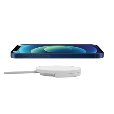 HELIX MagSafe® 15-Watt Wireless Charger with Built-in Kickstand