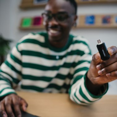 Verbatim® Plectra USB-C® Flash Drive, Black (64 GB)